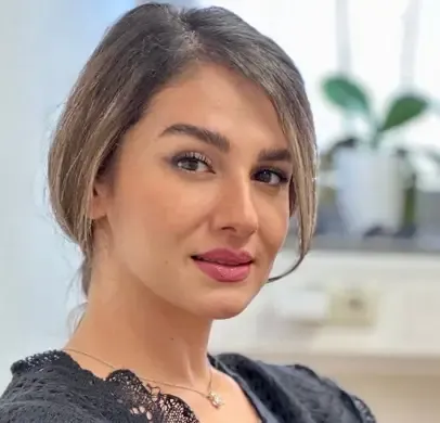 Roya Fasihi